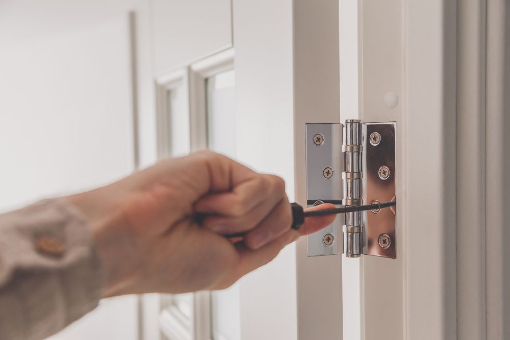 Installing door hinges discount