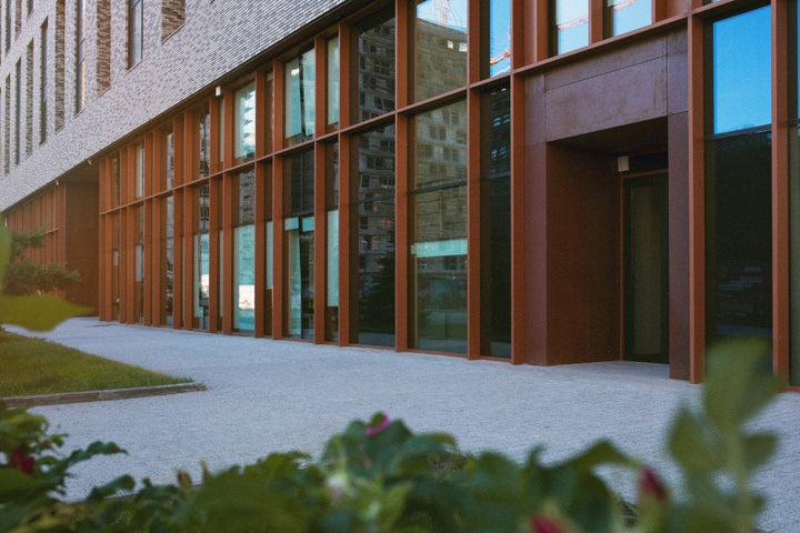 Why Self-Closing Hinges Matter for Commercial Buildings