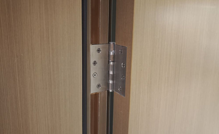 Why Stainless Steel Door Hinges Excel in Moist Environments